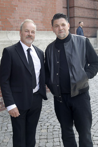 Öffentliche Gedenkfeier für Carlo von Tiedemann in Hamburg