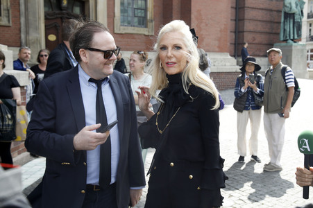 Öffentliche Gedenkfeier für Carlo von Tiedemann in Hamburg