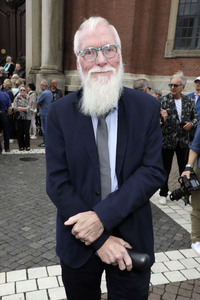 Öffentliche Gedenkfeier für Carlo von Tiedemann in Hamburg