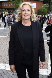 Öffentliche Gedenkfeier für Carlo von Tiedemann in Hamburg