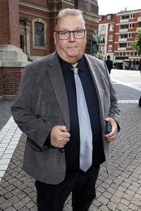 Öffentliche Gedenkfeier für Carlo von Tiedemann in Hamburg