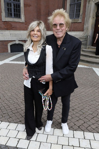 Öffentliche Gedenkfeier für Carlo von Tiedemann in Hamburg