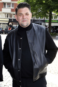 Öffentliche Gedenkfeier für Carlo von Tiedemann in Hamburg