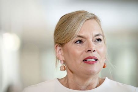 19 Sitzung des Deutschen Bundestages in Berlin