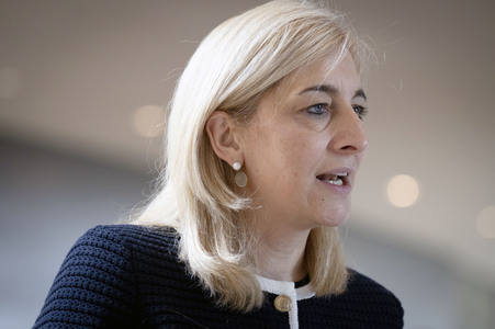 19 Sitzung des Deutschen Bundestages in Berlin