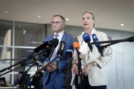 19 Sitzung des Deutschen Bundestages in Berlin