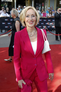 Festspielpremiere 'See aus Asche - Das Lied der Nibelungen' in Worms