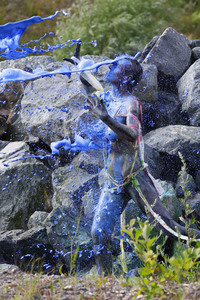 NATURE ART: Black Stones Bodypainting