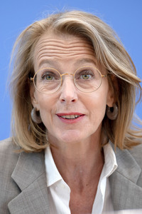 Bundespressekonferenz 'Abschlussbericht der Initiative für einen handlungsfähigen Staat' in Berlin