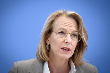 Bundespressekonferenz 'Abschlussbericht der Initiative für einen handlungsfähigen Staat' in Berlin