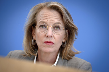 Bundespressekonferenz 'Abschlussbericht der Initiative für einen handlungsfähigen Staat' in Berlin