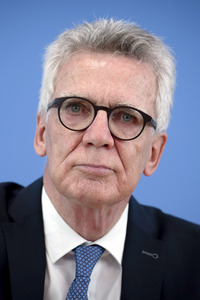 Bundespressekonferenz 'Abschlussbericht der Initiative für einen handlungsfähigen Staat' in Berlin