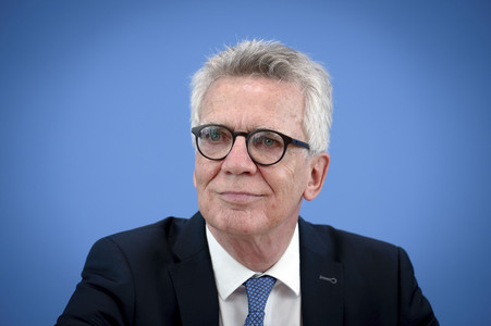 Bundespressekonferenz 'Abschlussbericht der Initiative für einen handlungsfähigen Staat' in Berlin