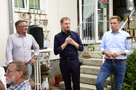 Veranstaltung der CDU 'Kretschmer grillt' in Markersdorf