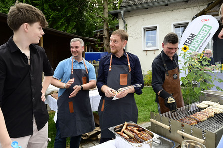 Veranstaltung der CDU 'Kretschmer grillt' in Markersdorf