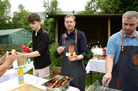 Veranstaltung der CDU 'Kretschmer grillt' in Markersdorf
