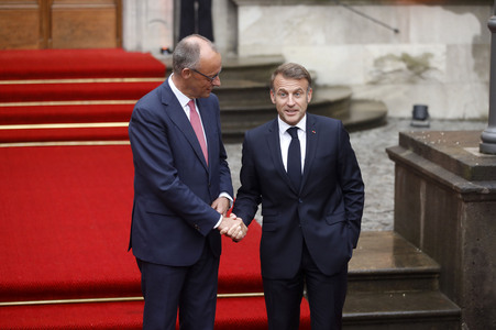 Empfang des französischen Staatspräsidenten in Berlin