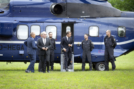 Empfang des französischen Staatspräsidenten in Berlin