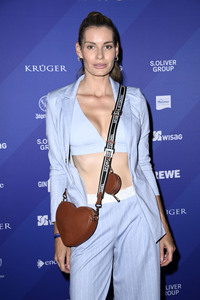 Charity Promi Swim 2025 in Berlin