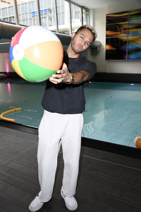 Charity Promi Swim 2025 in Berlin