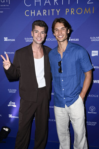 Charity Promi Swim 2025 in Berlin