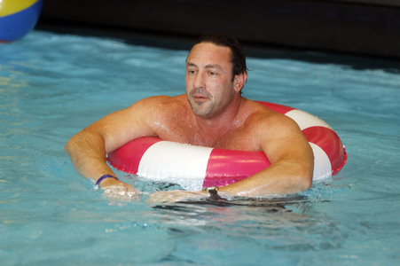 Charity Promi Swim 2025 in Berlin