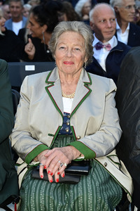 Theaterpremiere 'Jedermann' bei den Thurn und Taxis Schlossfestspielen in Regensburg