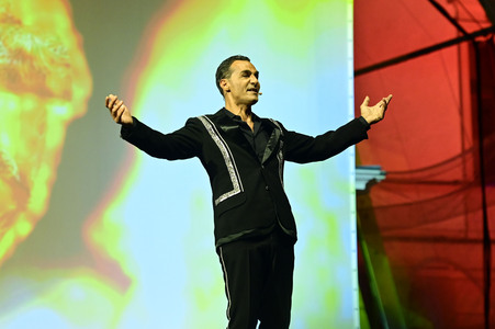 Theaterpremiere 'Jedermann' bei den Thurn und Taxis Schlossfestspielen in Regensburg