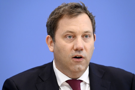 Bundespressekonferenz 'Regierungsentwurf des Bundeshaushalts 2026 und Finanzplan 2027-2029' in Berlin