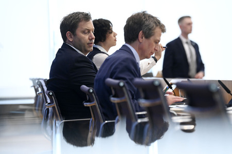 Bundespressekonferenz 'Regierungsentwurf des Bundeshaushalts 2026 und Finanzplan 2027-2029' in Berlin