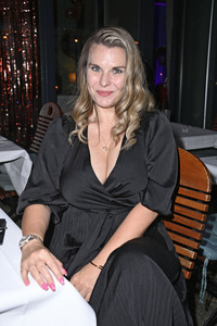 Geburtstagsfeier zum 30. Geburtstag von Jeldos Stecker in Berlin