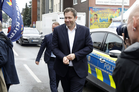 Eröffnungsveranstaltung der Cranger Kirmes in Herne