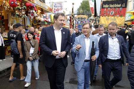 Eröffnungsveranstaltung der Cranger Kirmes in Herne