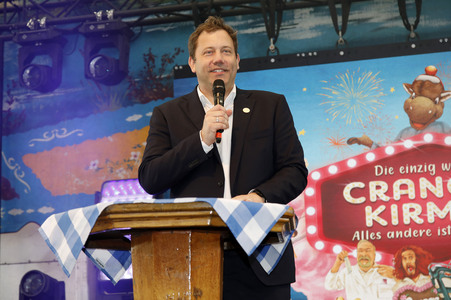 Eröffnungsveranstaltung der Cranger Kirmes in Herne