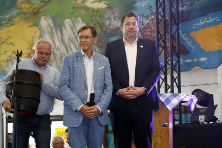 Eröffnungsveranstaltung der Cranger Kirmes in Herne