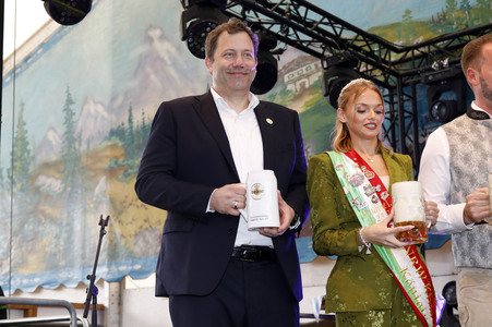 Eröffnungsveranstaltung der Cranger Kirmes in Herne