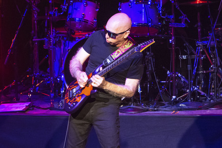 Konzert von Joe Satriani in Karlsruhe