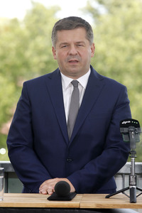Pressekonferenz von Reiner Haseloff und Sven Schulze in Magdeburg