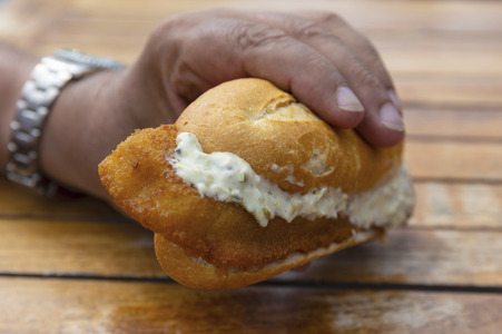 Symbolfoto Backfischbrötchen