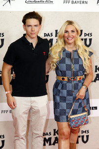 Filmpremiere 'Das Kanu des Manitu' in München