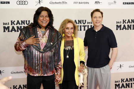 Filmpremiere 'Das Kanu des Manitu' in München