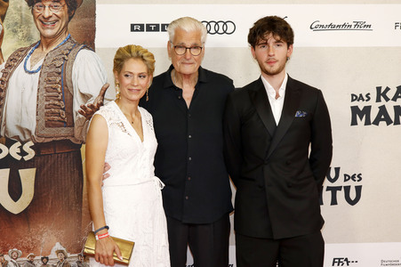 Filmpremiere 'Das Kanu des Manitu' in München