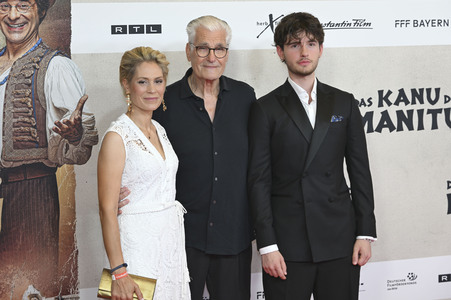 Filmpremiere 'Das Kanu des Manitu' in München