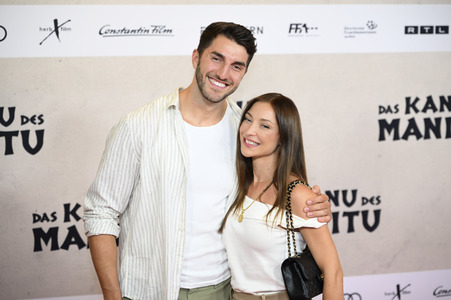 Filmpremiere 'Das Kanu des Manitu' in München