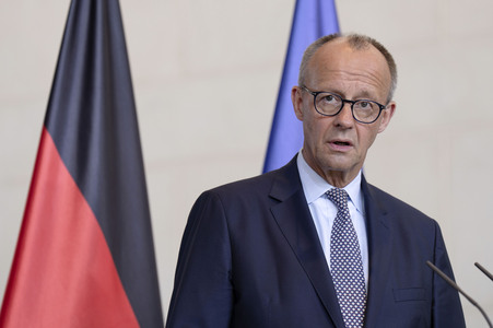 Pressestatement von Selenskyj und Merz in Berlin