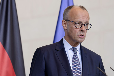 Pressestatement von Selenskyj und Merz in Berlin