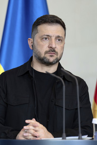 Pressestatement von Selenskyj und Merz in Berlin