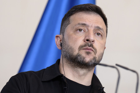 Pressestatement von Selenskyj und Merz in Berlin