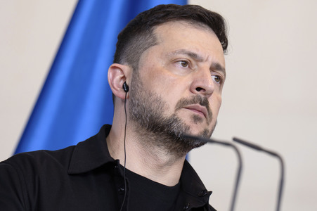 Pressestatement von Selenskyj und Merz in Berlin