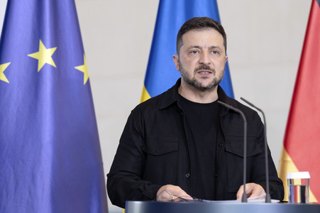 Pressestatement von Selenskyj und Merz in Berlin